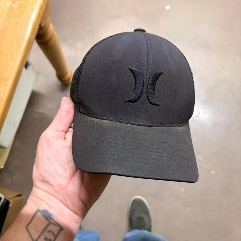 Hurley Men's Black and Grey Hat